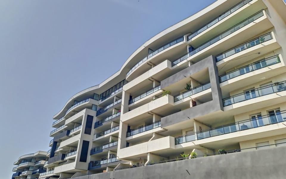 F3 à louer Carré Bodiccione  immeuble 