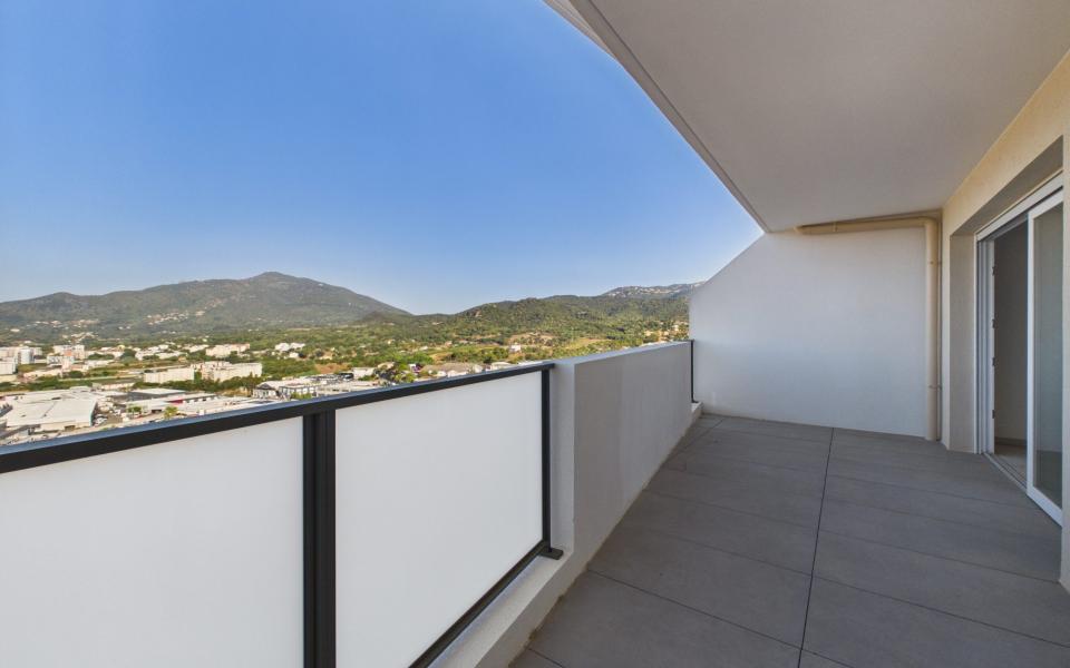 A VENDRE F2 LES TERRASSES DU STILETTO