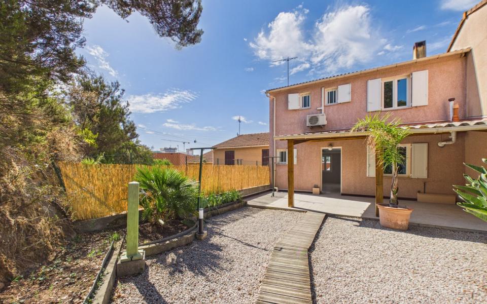 A VENDRE VILLA LES HAUTS DE MEZZAVIA