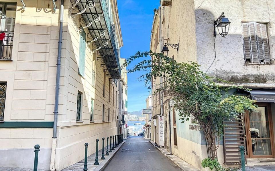 Appartement F2/3 à vendre au centre-ville d'Ajaccio