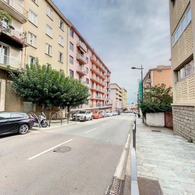 F3 A VENDRE SECTEUR KALLISTÉ - AJACCIO CENTRE