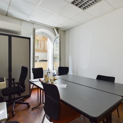 BUREAUX AVENUE NAPOLEON III