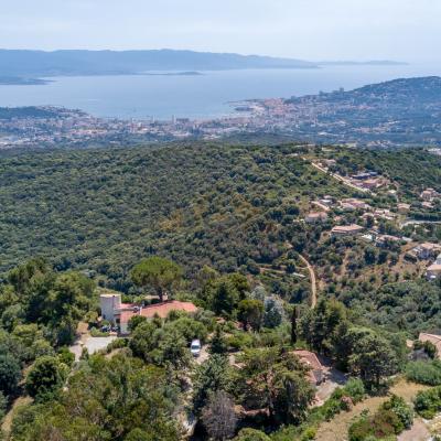 Villa à rénover à vendre avec vue mer à Alata près d'Ajaccio