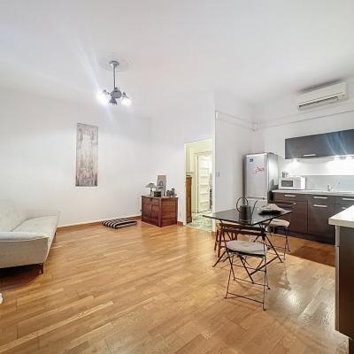 F2/3 meublé à louer centre proche cours Grandval à Ajaccio