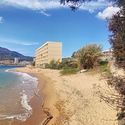 F2 à vendre dernier étage avec vue mer à Aspretto - Ajaccio