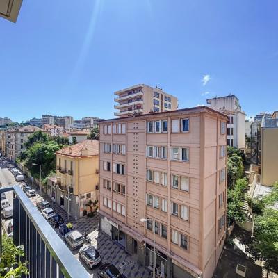 F3 meublé à louer centre ville à Ajaccio