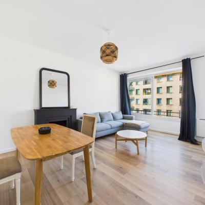 F4  A VENDRE COURS JEAN NICOLI