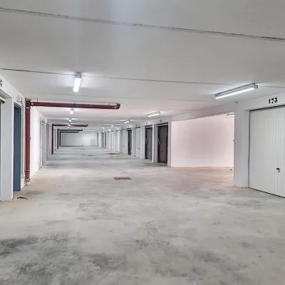 Garage à louer Carré bodiccione K1