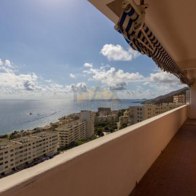 En Corse à Ajaccio, F4 Route des Sanguinaires, pignon vue mer panoramique