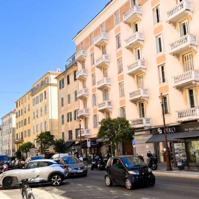 Vente d'un F2 au centre ville d'Ajaccio - Cours Napoléon