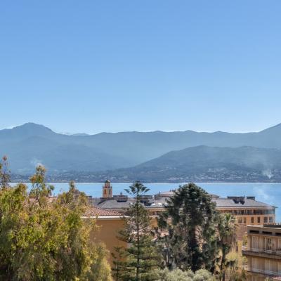 F5 à vendre avec vue mer Centre ville - Ajaccio