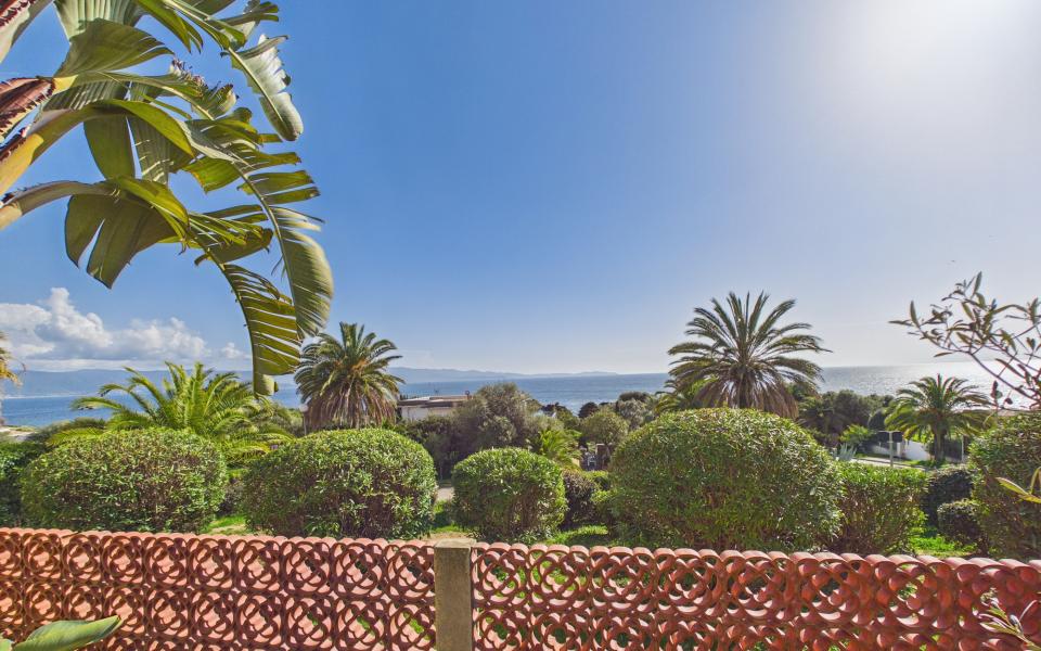 F4 à vendre vue mer avec jardin à Ajaccio - Route des Sanguinaires - Miniature 5