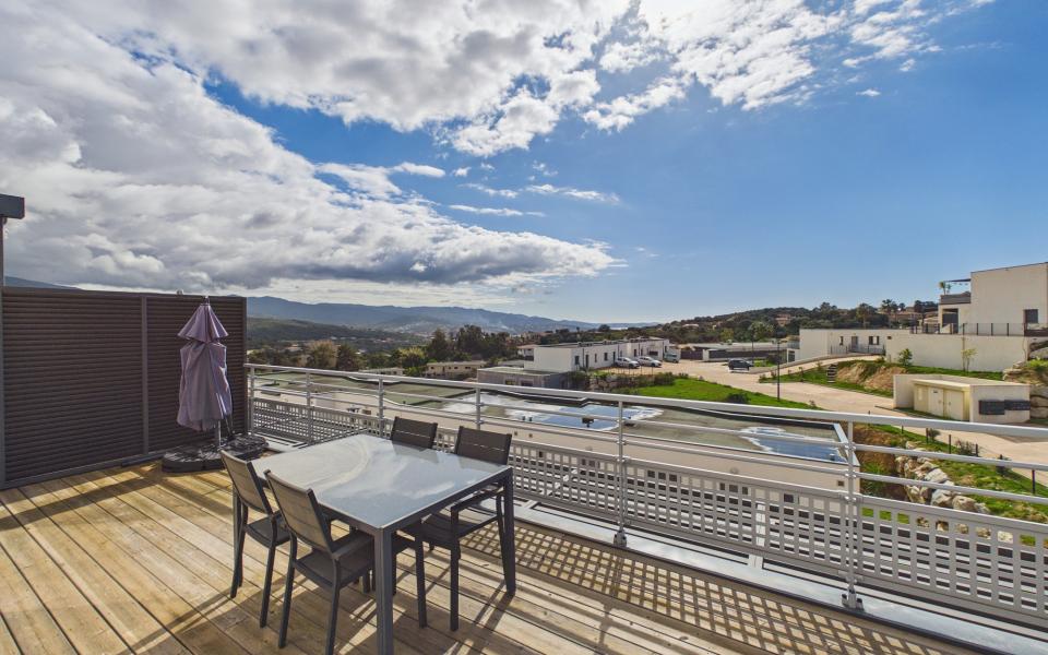 A Vendre appartement F2 Porticcio avec grande terrasse résidence récente - Miniature 15