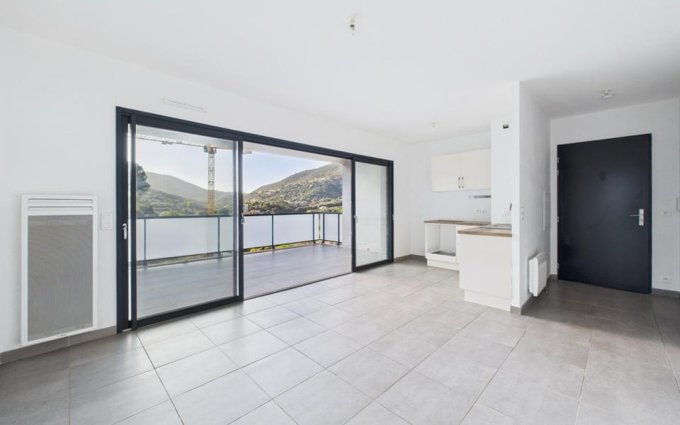 F2 A VENDRE LE REMBRANDT