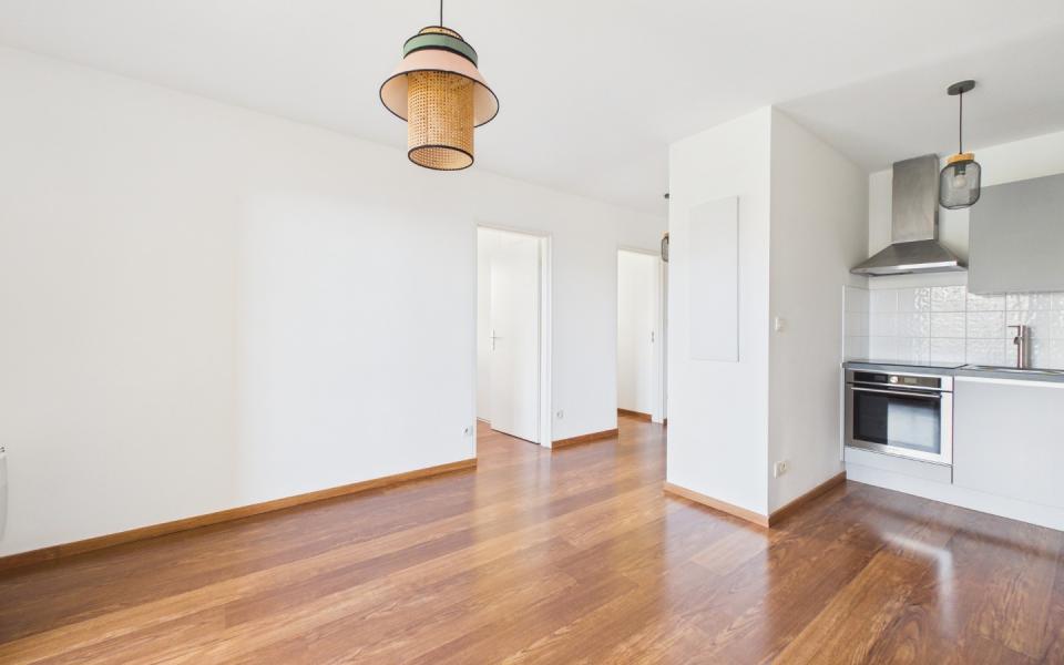 A vendre appartement F2 Parc Lucie - Sanguinaires - - Miniature 2