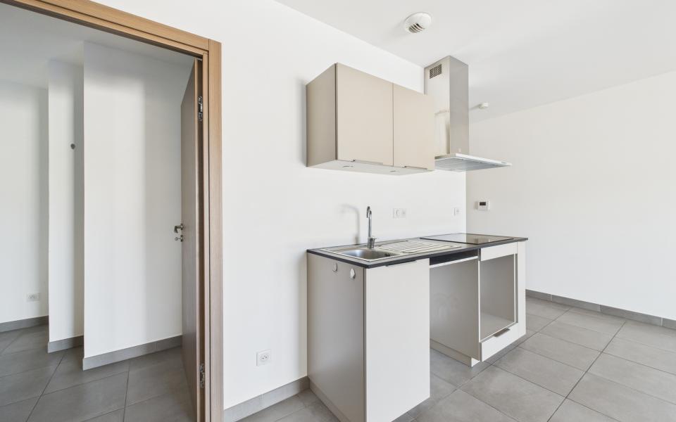 Grand F3 à vendre à Ajaccio secteur Rocade - La Palmeraie - Miniature 4