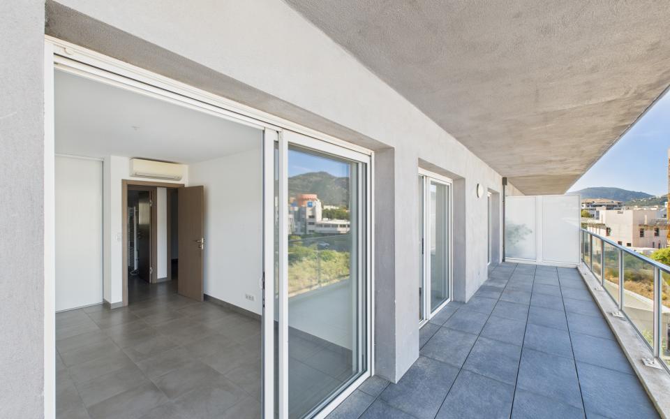 Grand F3 à vendre à Ajaccio secteur Rocade - La Palmeraie - Miniature 14