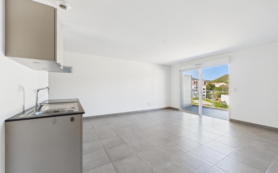 Grand F3 à vendre à Ajaccio secteur Rocade - La Palmeraie - Miniature 5