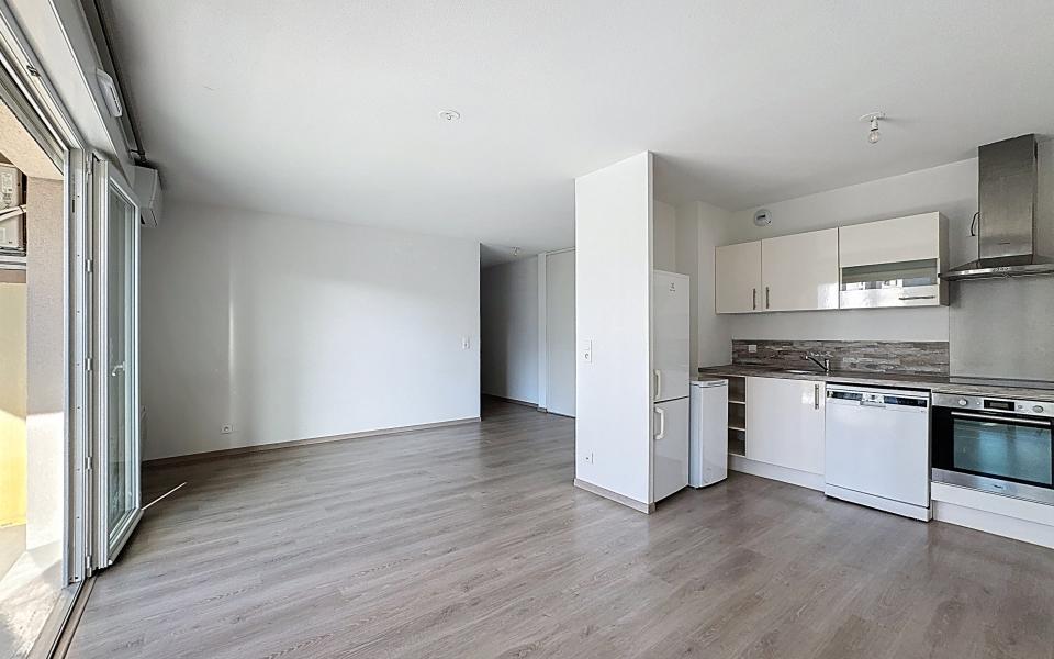 F3 à louer secteur rocade le Vivaldi II à Ajaccio