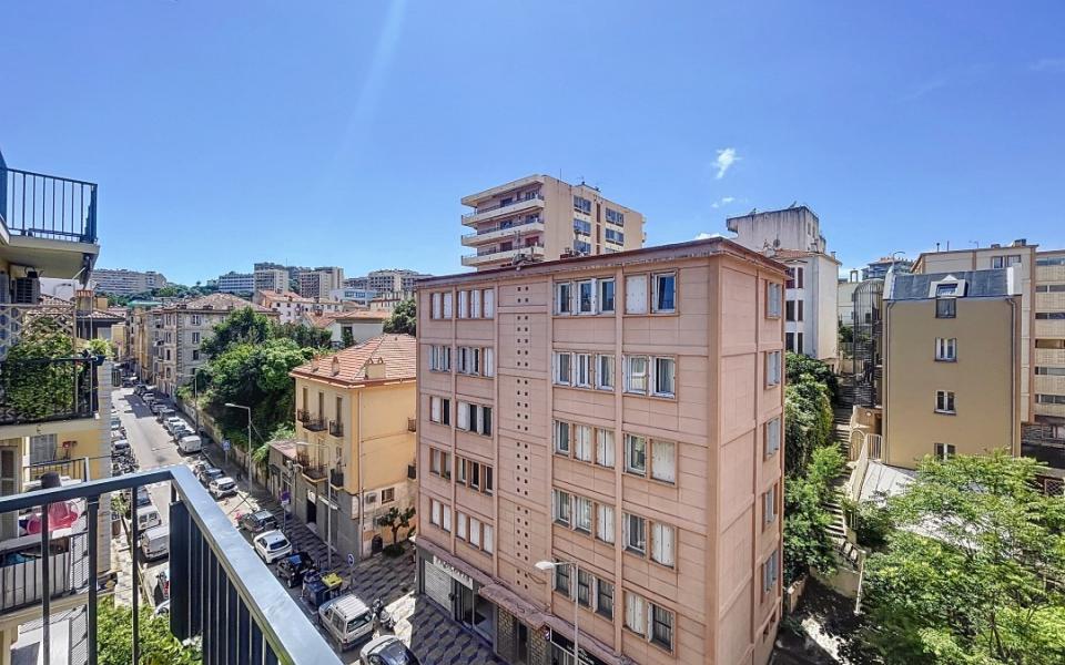F3 meublé à louer centre ville à Ajaccio