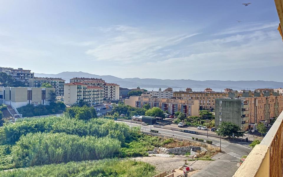 F3 à louer secteur Padules à Ajaccio