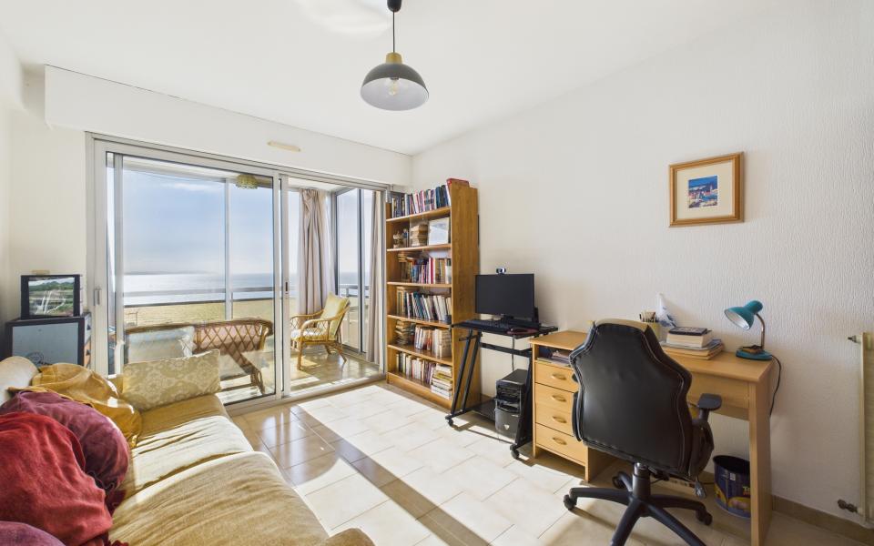 Vendre appartement F4 à Ajaccio : Vue mer, proche plages et centre-ville - Miniature 6