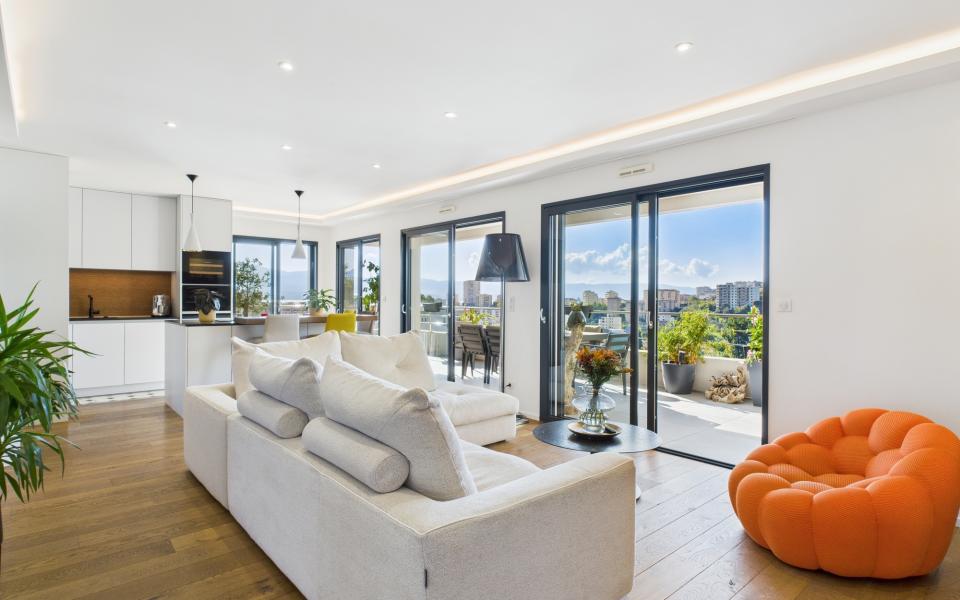 F4 A VENDRE PARC AURANCIA