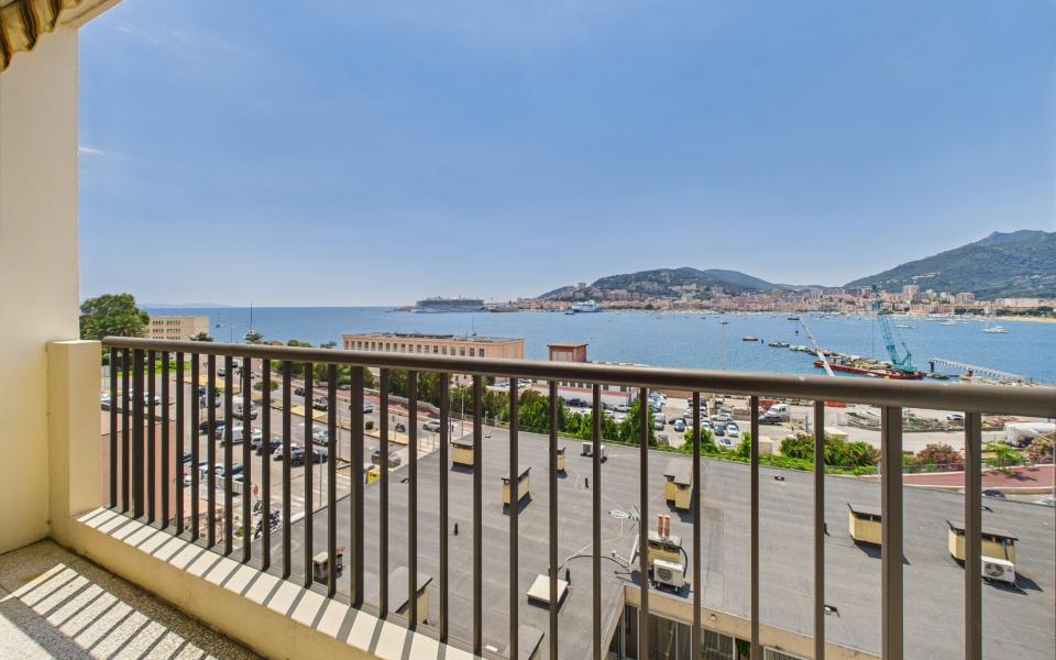f4 residence mariani