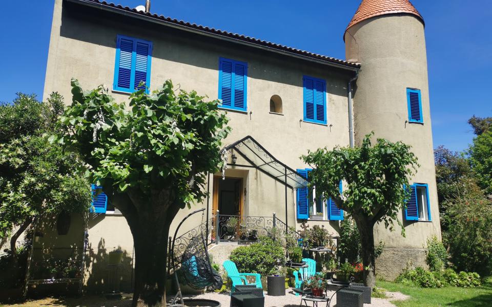 CHATEAU A VENDRE VICO 