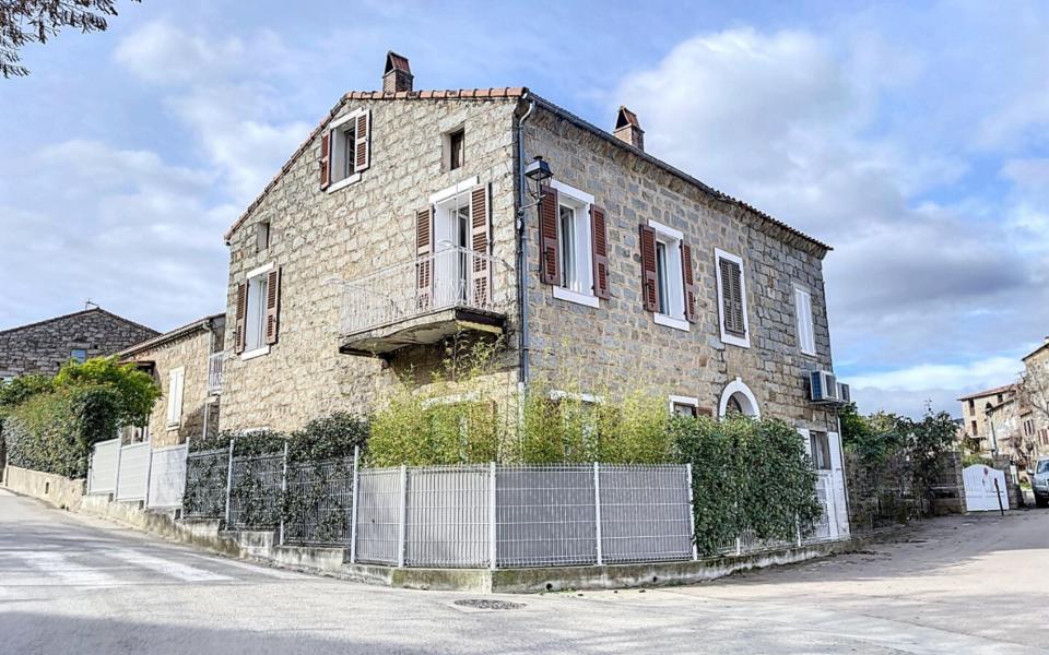 Maison à vendre près d'Ajaccio, Eccica-Suarella