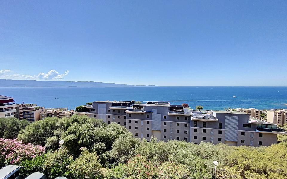 Vente appartement F3 route des sanguinaires à Ajaccio