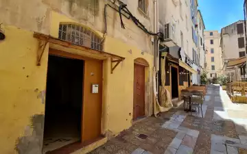 Local à louer vieille ville 