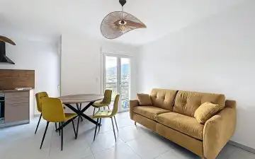 beau F1 neuf, meublé, à louer secteur Terrasses de Bodiccione à Ajaccio