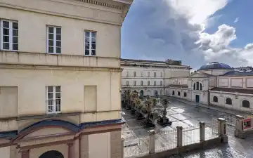 Beau F2 meublé rue Fesch centre ville à Ajaccio