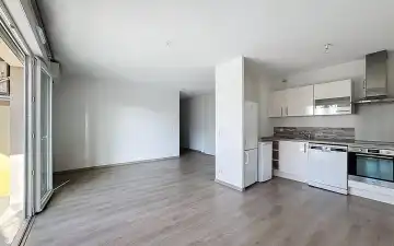 F3 à louer secteur rocade le Vivaldi II à Ajaccio