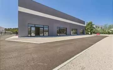 LOCAL A VENDRE CALDANICCIA