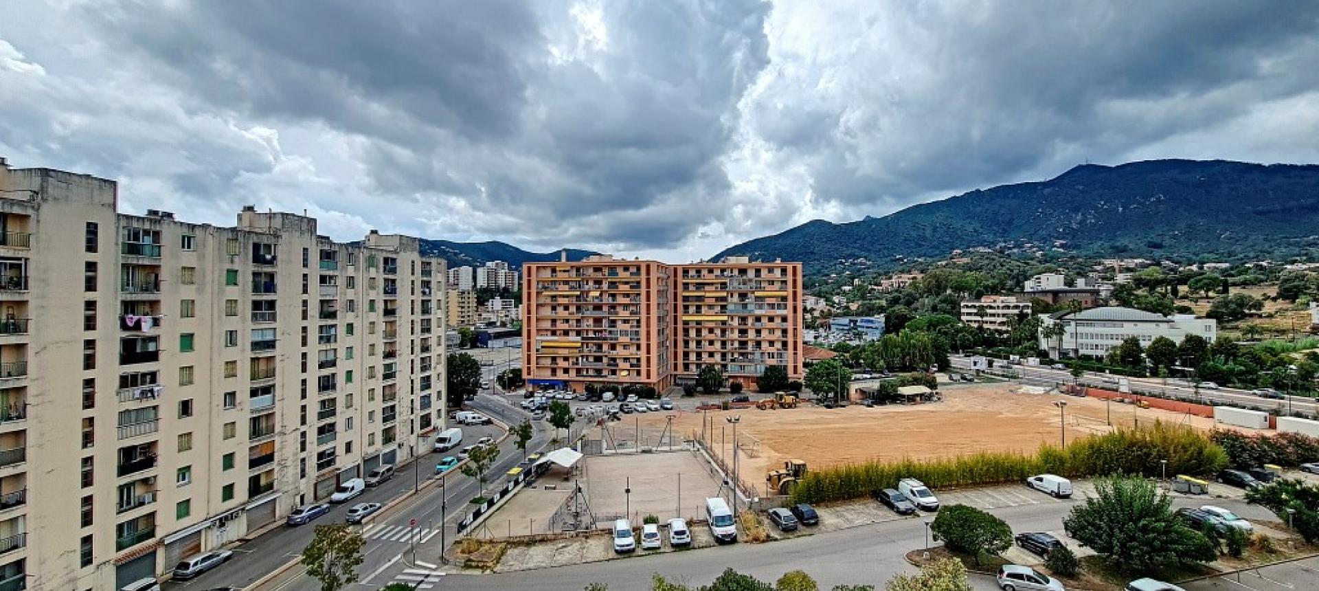 F2 à louer Résidence d'Ajaccio vue