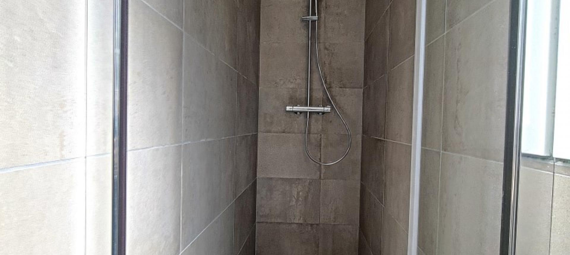 F3 à louer  Albert 1er Forcone douche