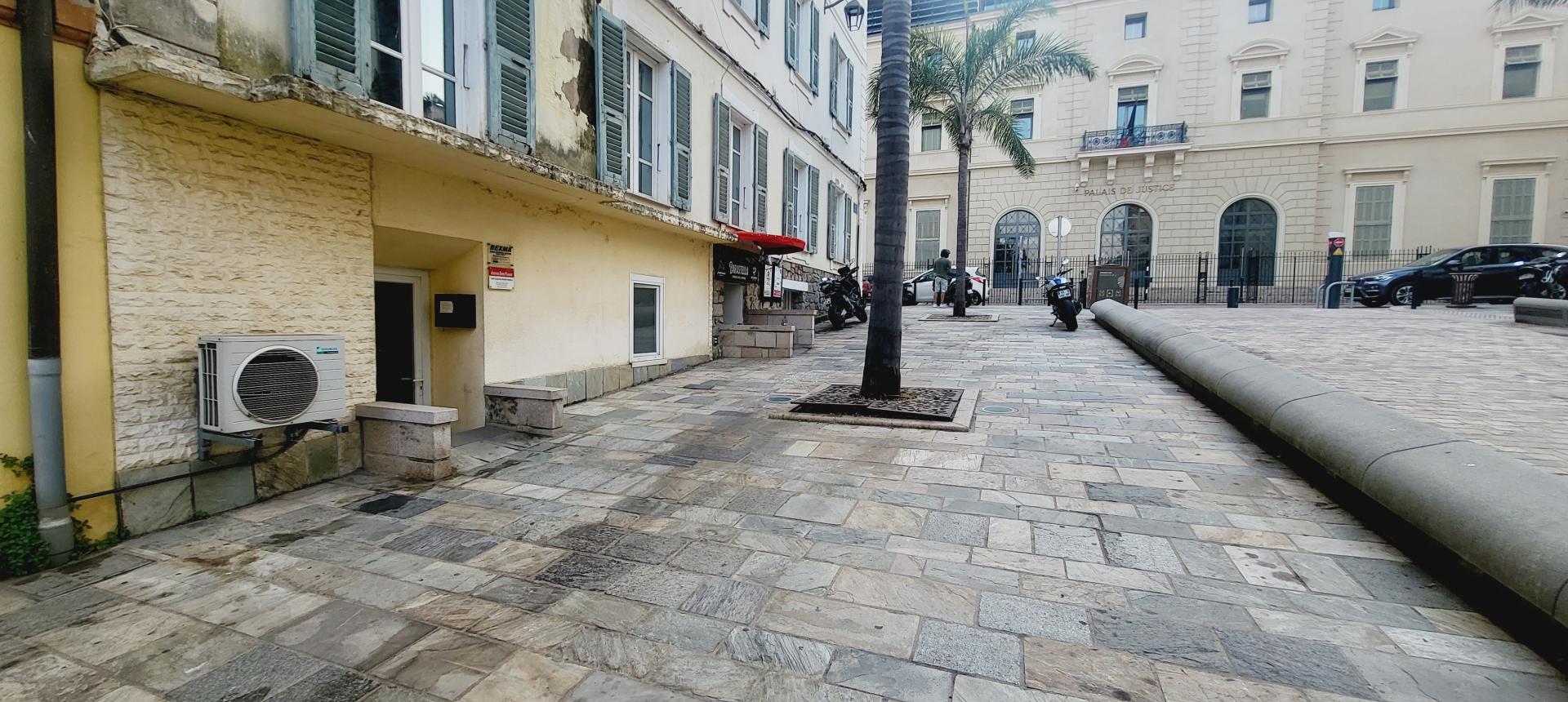 local commercial ou professionnel à louer secteur tribunal ajaccio
