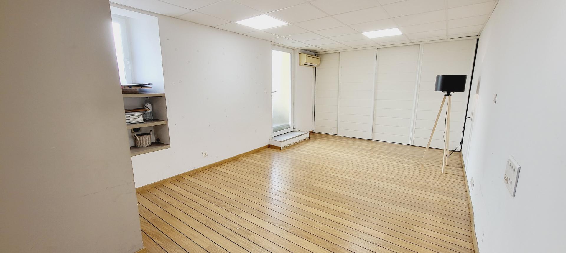 local commercial professionnel à louer secteur tribunal ajaccio max immobilier