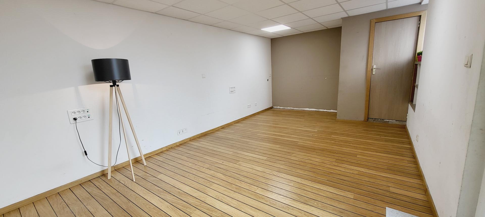local commercial professionnel à louer secteur tribunal ajaccio max immobilier