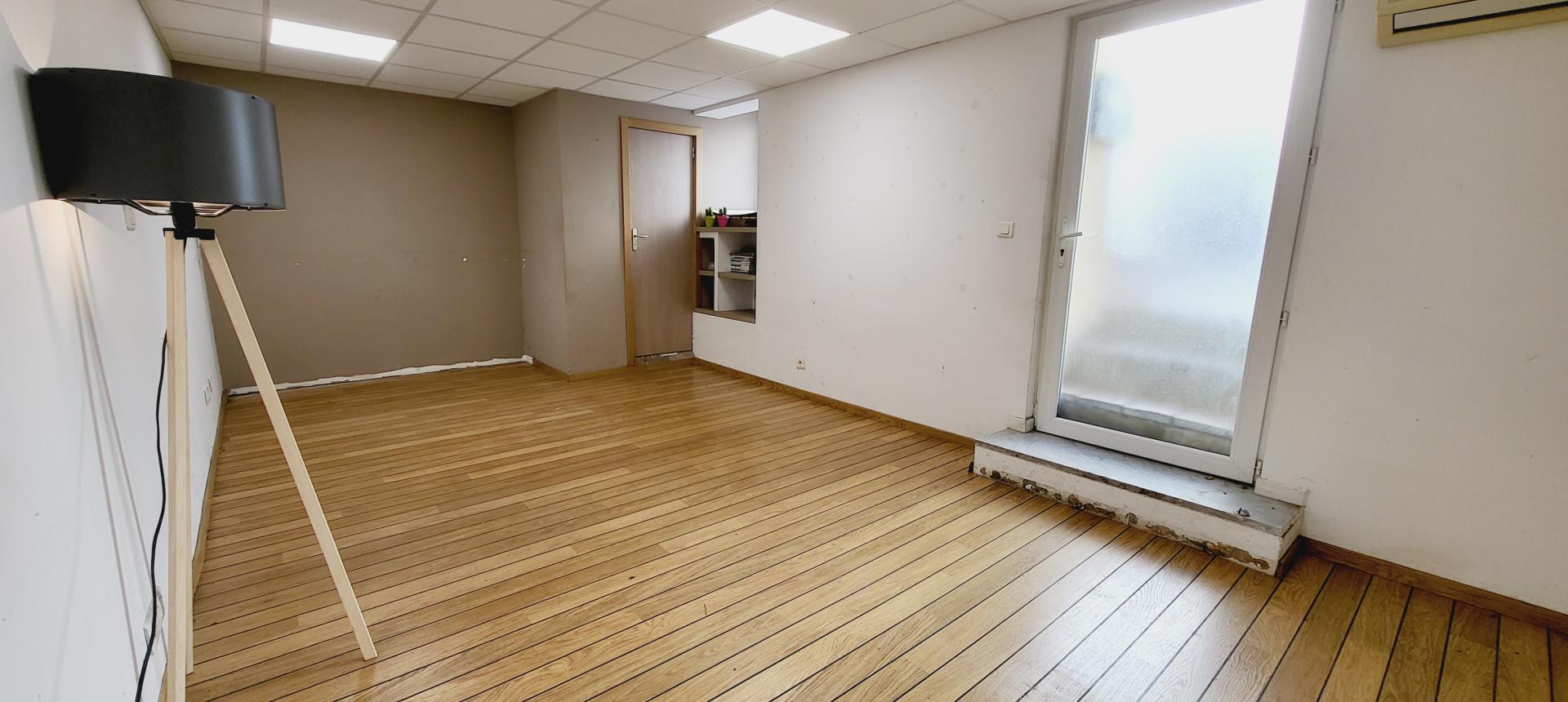 local commercial professionnel à louer secteur tribunal ajaccio max immobilier