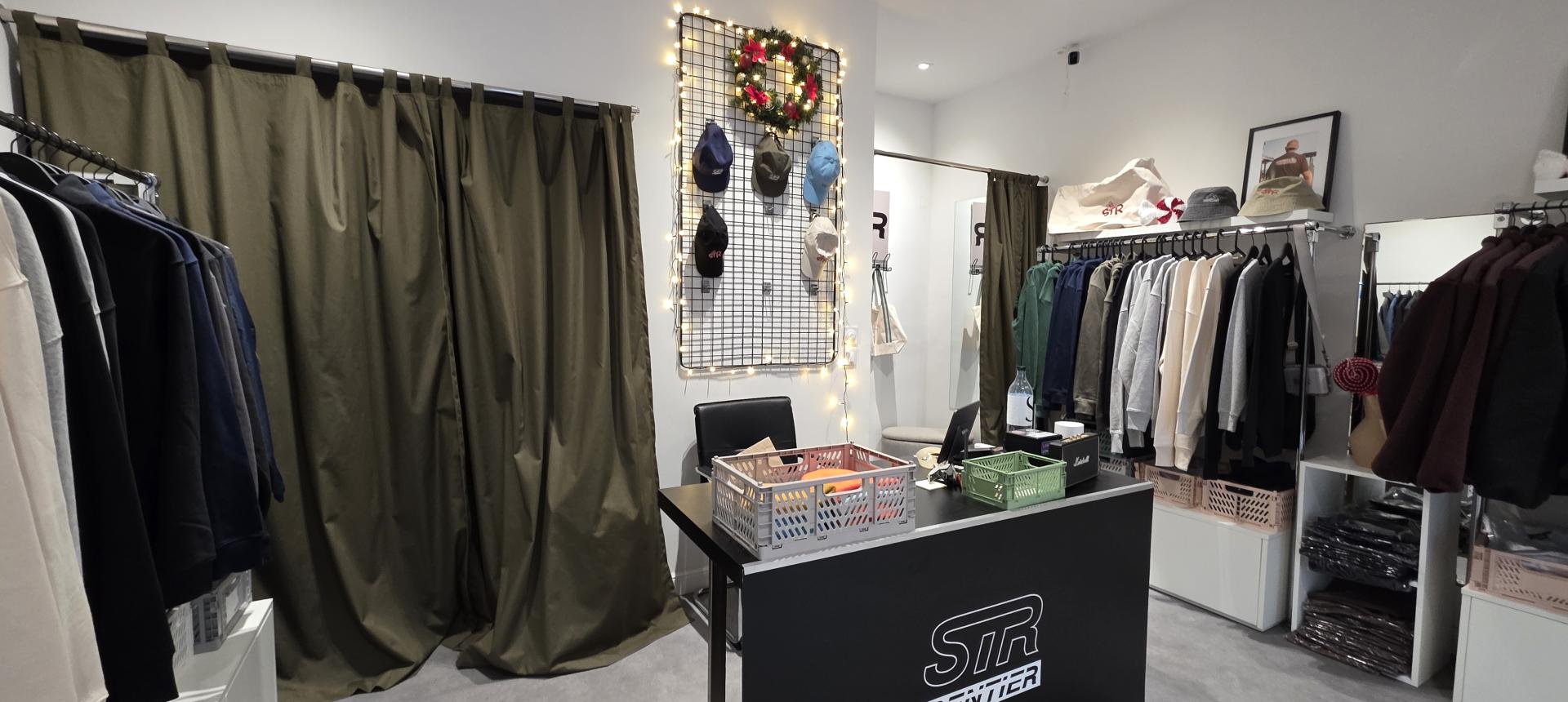 Ajaccio hyper centre ville local commercial emplacement numéro 1 pret a porter