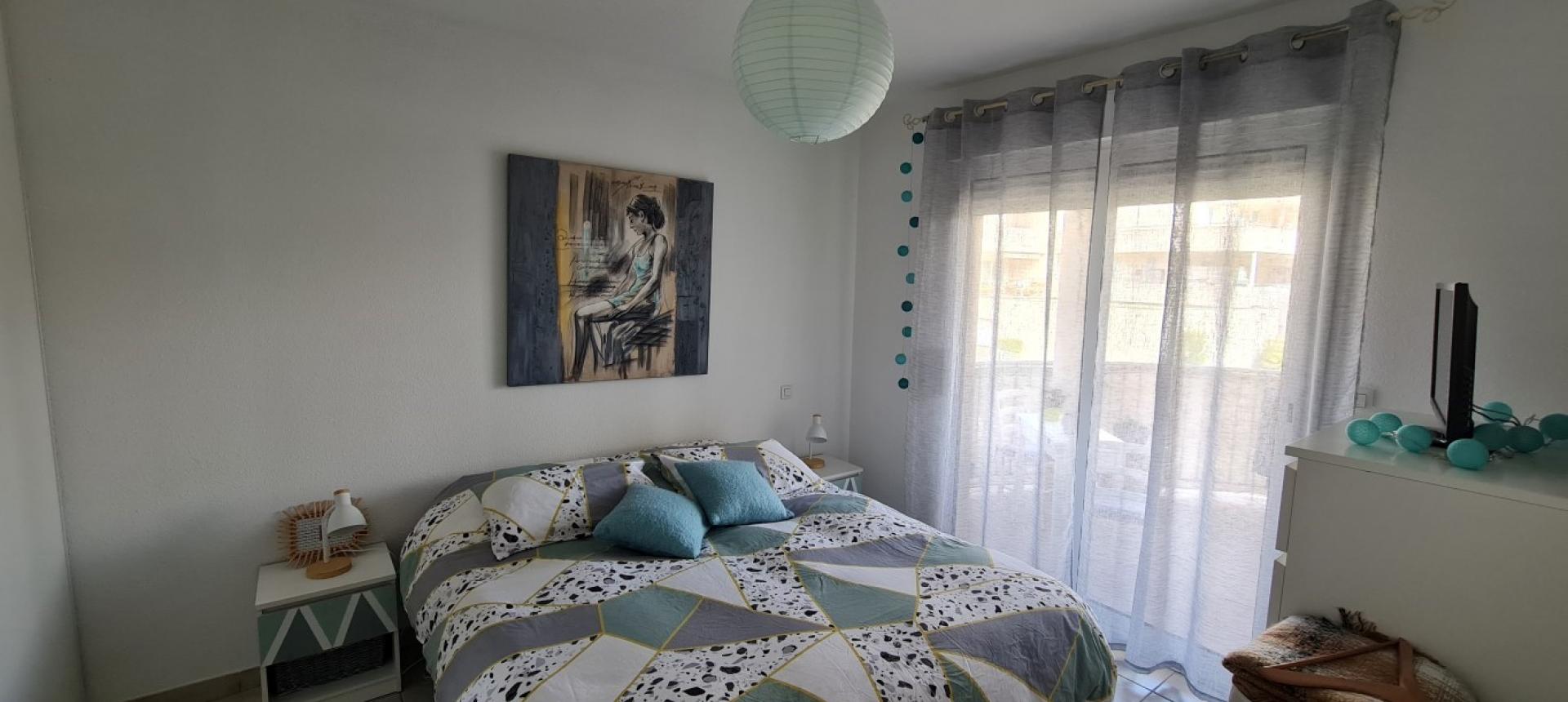 F2 A LOUER TERRASSES DES MILLELI CHAMBRE.