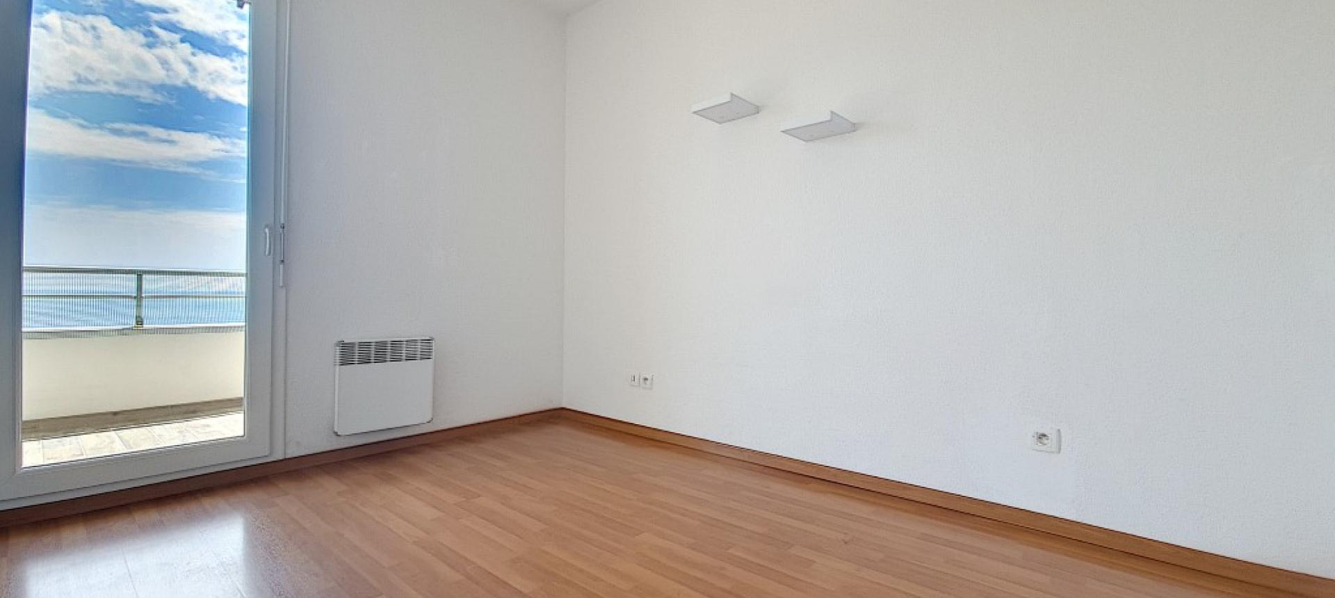 F2 à louer Le Muro sanguinaires chambre