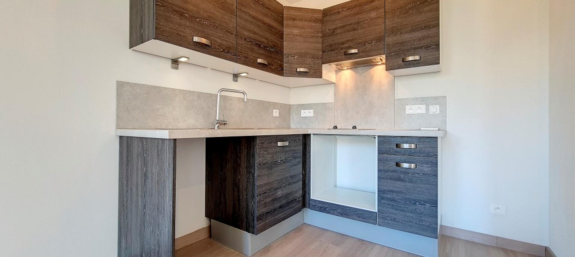 F1 à louer Résidence Opera coin cuisine 