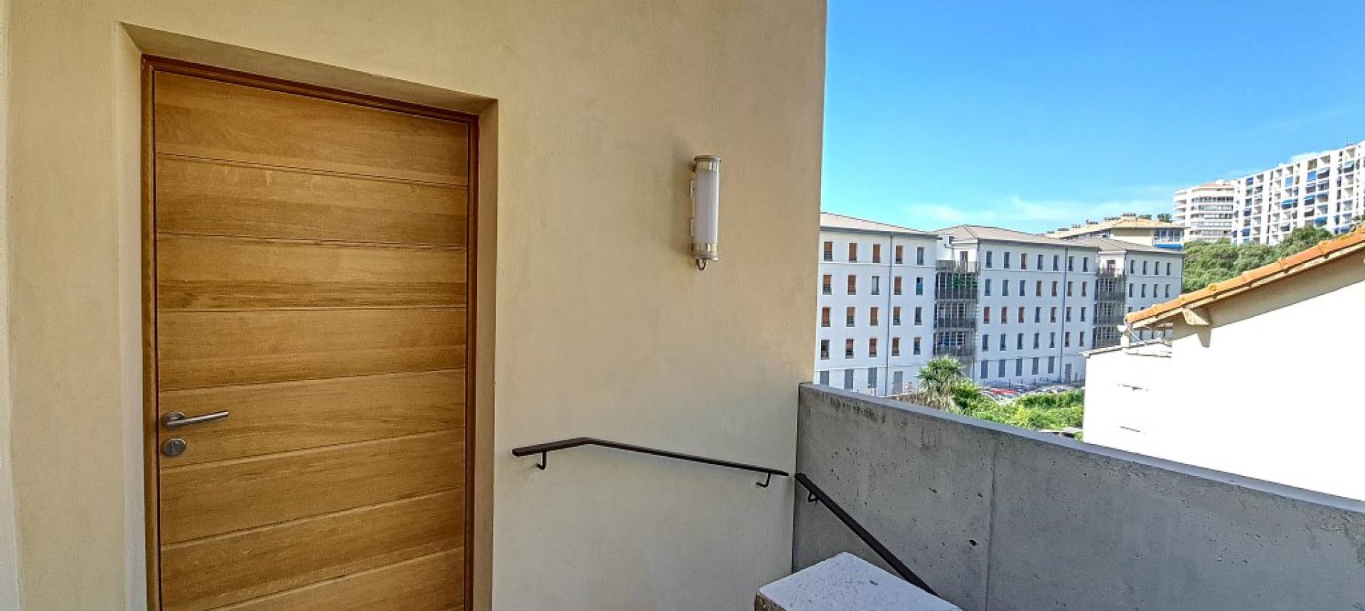 F2 à louer Trottel  Marengo accès appartement