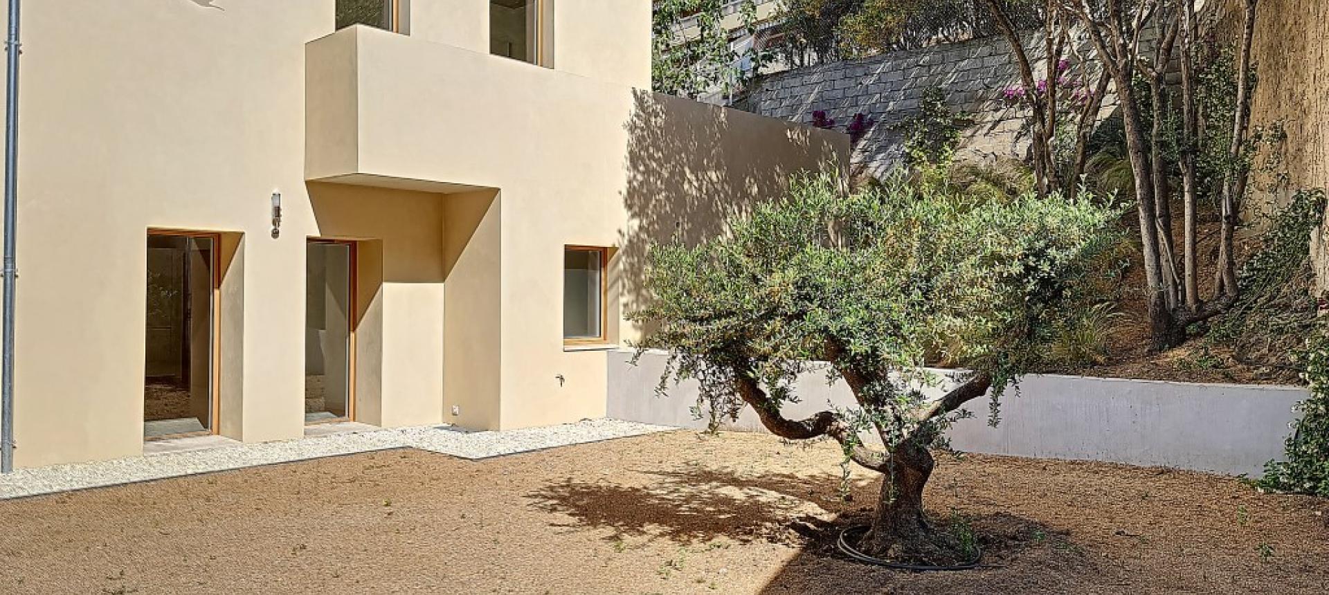 F3 à louer  Albert 1er Forcone  jardin