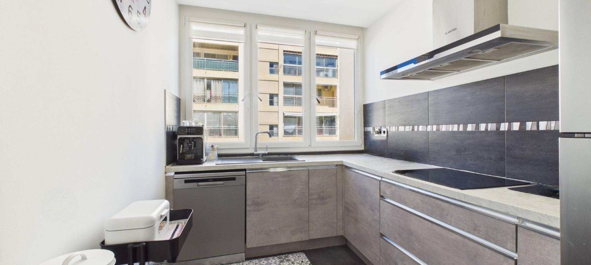 A vendre appartement F3 rénové proche Centre Ville