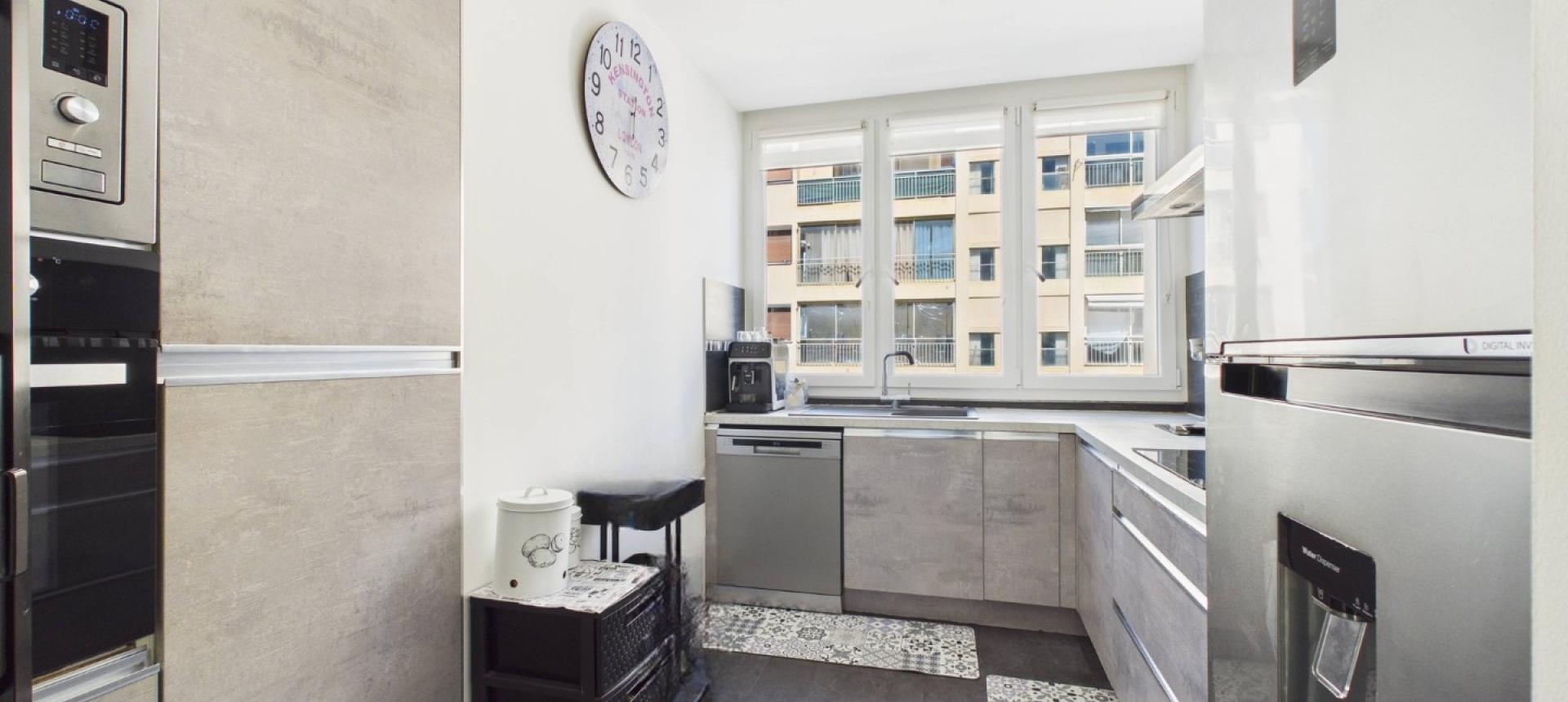 A vendre appartement F3 rénové proche Centre Ville